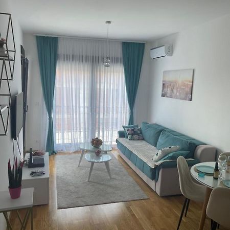 Apartman Iva 티바트 외부 사진